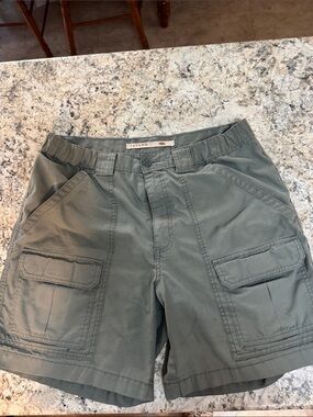 Savane Men’s Olive Cargo Shorts